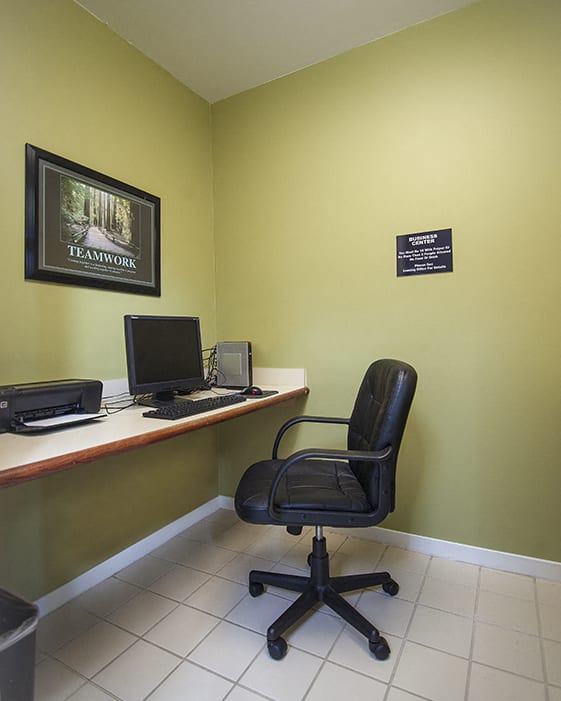 Luxury Apartments in Harrison Township Prentiss Pointe Apartments